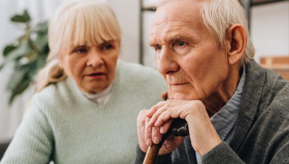 Demansa yakalanma riskimizi azaltan faktörler nelerdir? Alzheimer hastalığının tedavisi var mıdır ?